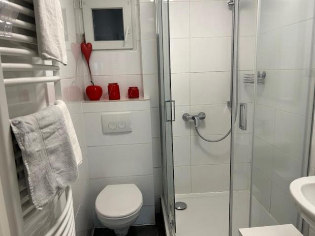Erdmannshoehle Hasel Im Suedschwarzwald Hotel Bagian luar foto