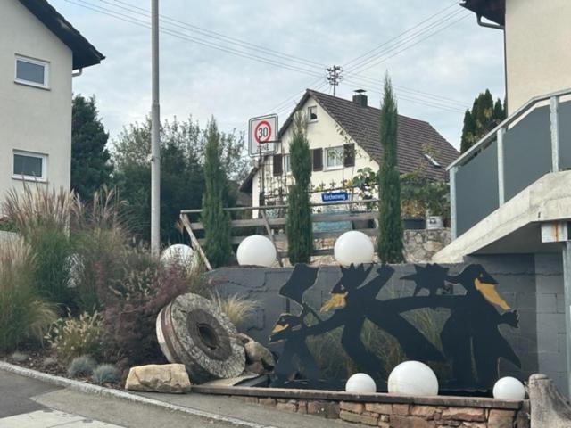 Erdmannshoehle Hasel Im Suedschwarzwald Hotel Bagian luar foto