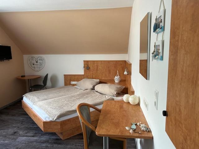 Erdmannshoehle Hasel Im Suedschwarzwald Hotel Bagian luar foto
